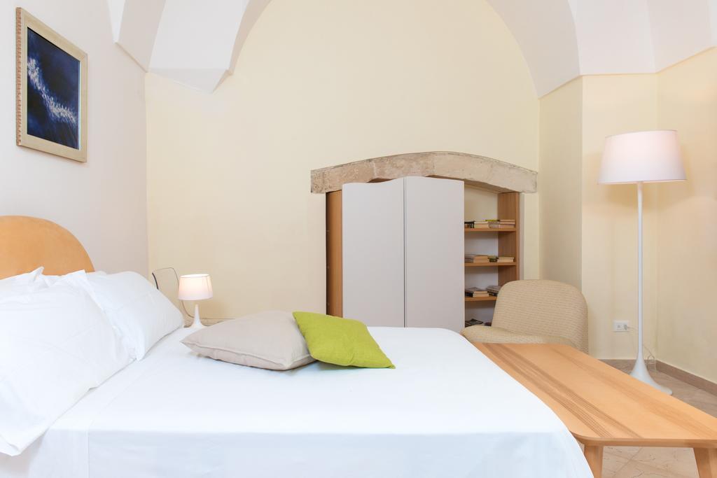 Suite Palace Castromediano Lecce Exterior photo